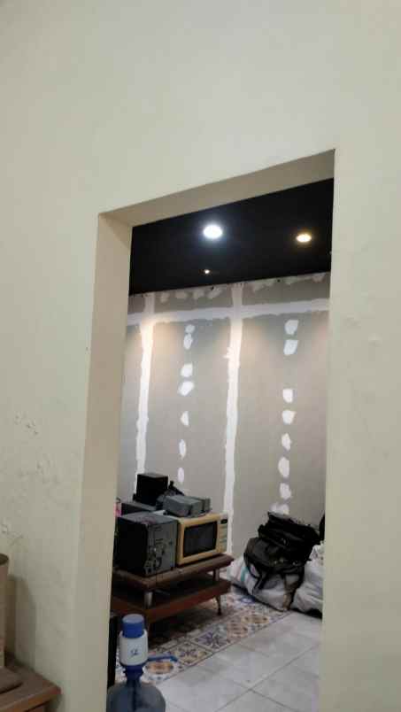 dijual rumah rungkut asri timur