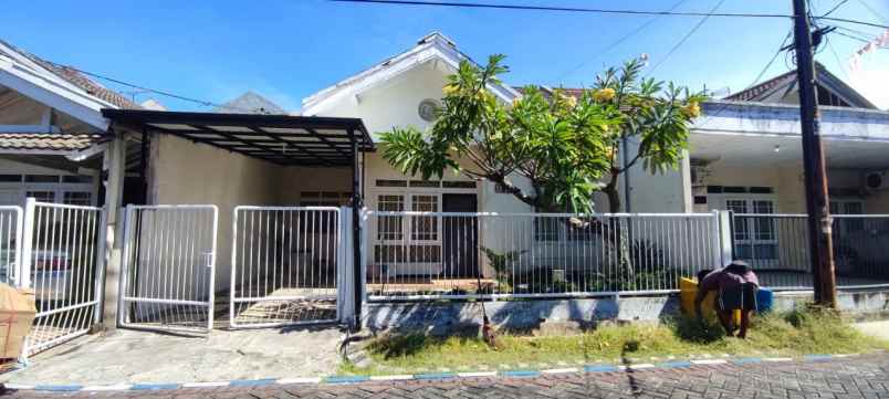 dijual rumah rungkut mapan timur