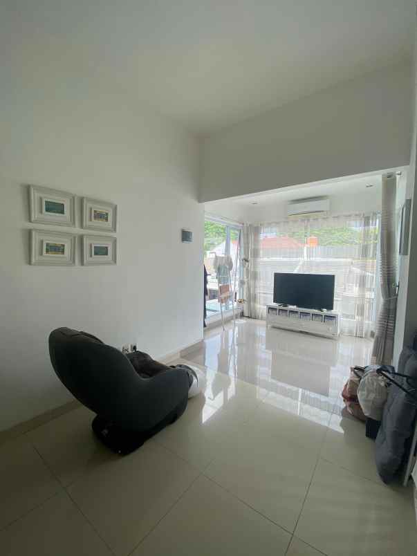 dijual rumah sakura regency jatiasih