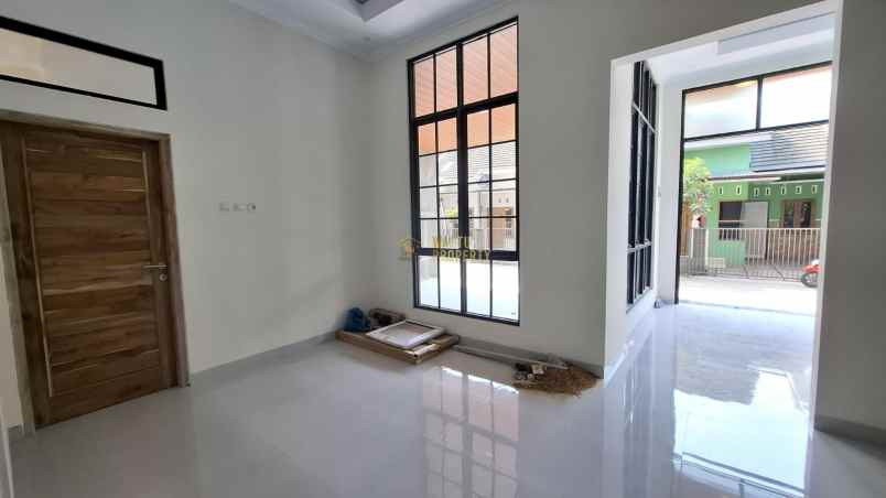 dijual rumah sardonoharjo