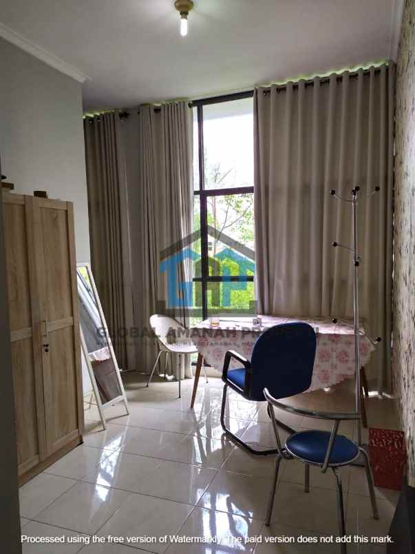dijual rumah sariwangi