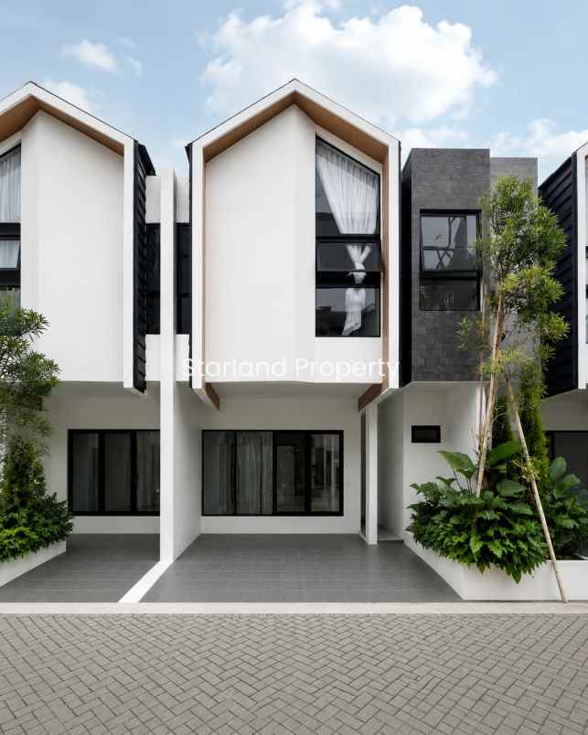 dijual rumah serua ciputat tangerang