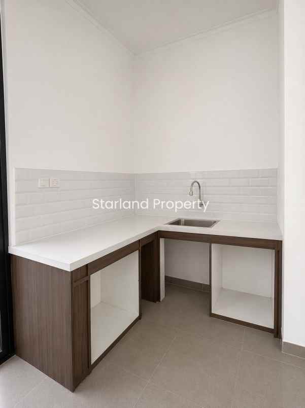 dijual rumah serua ciputat tangerang