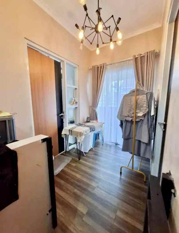 dijual rumah seruni hill