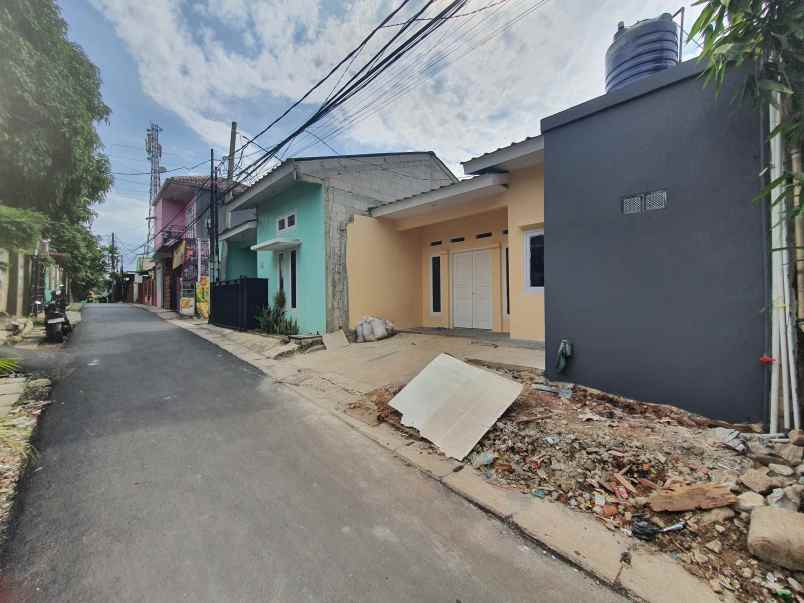 dijual rumah stasiun sudimara