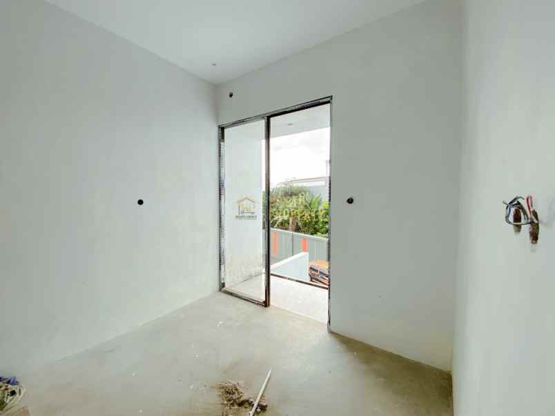 dijual rumah sumberadi