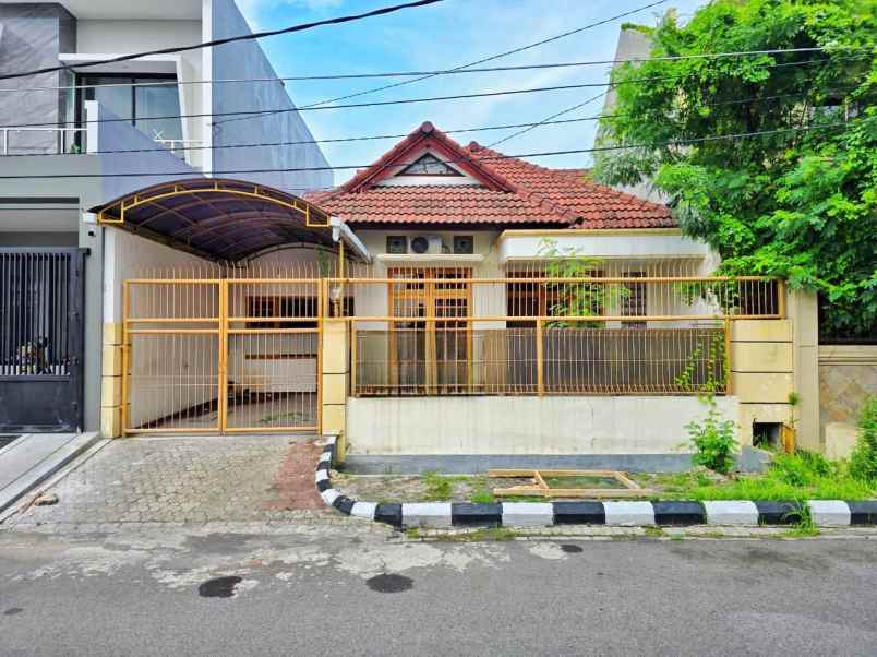 dijual rumah sutorejo prima utara