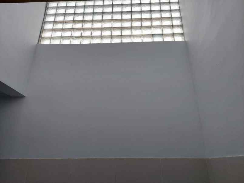 dijual rumah taman harapan baru