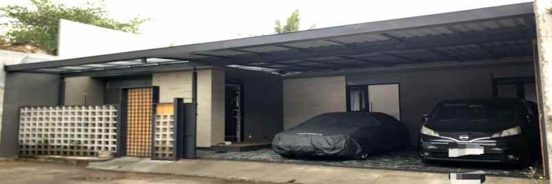 dijual rumah taman holis indah