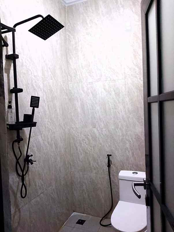 dijual rumah taman sari persada bogor