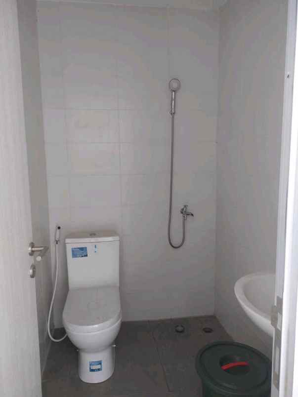 dijual rumah the cemandi