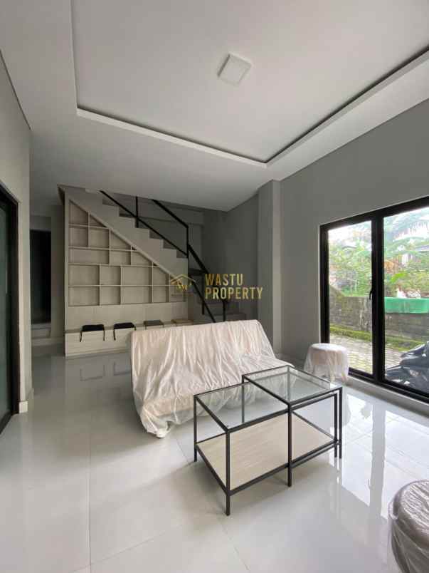 dijual rumah umbulmartani ngemplak