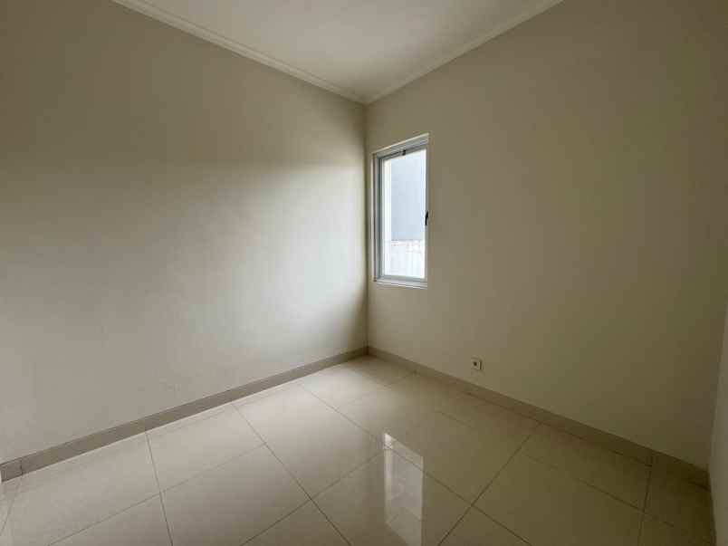 dijual rumah vivacia the eminent bsd city