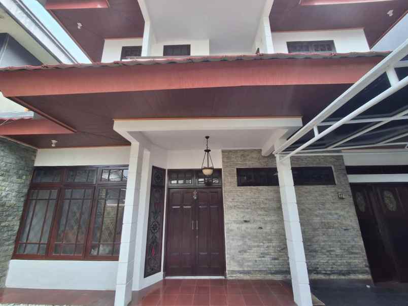dijual rumah wijaya rawa barat