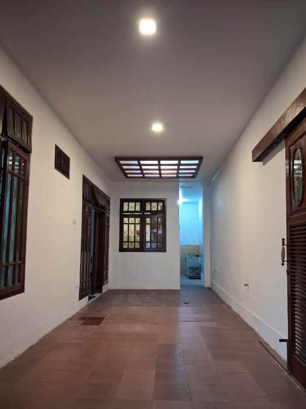dijual rumah wijaya rawa barat