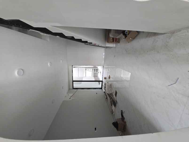 dijual rumah wisma mukti