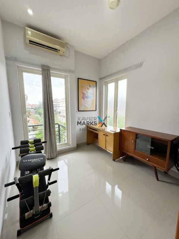 dijual rumah wisma mukti klampis semolo barat