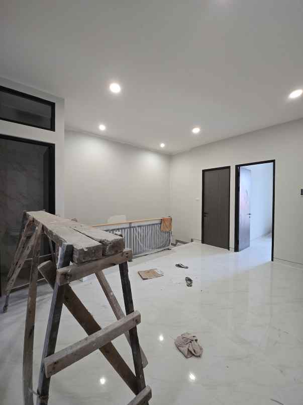 dijual rumah wisma mukti sukolilo