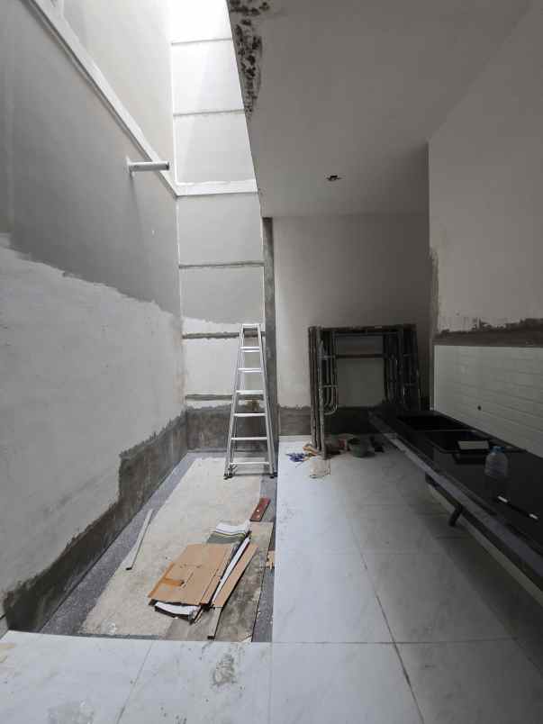 dijual rumah wisma mukti sukolilo