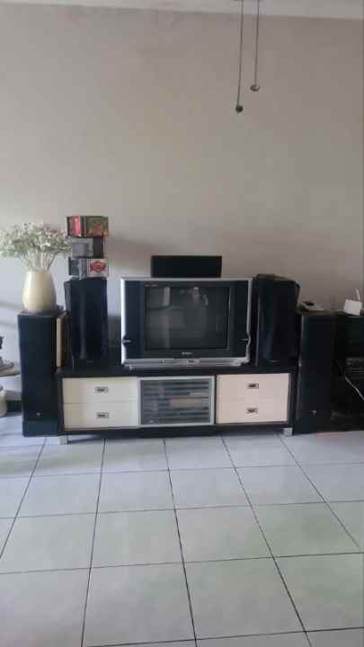 dijual rumah wisma permai