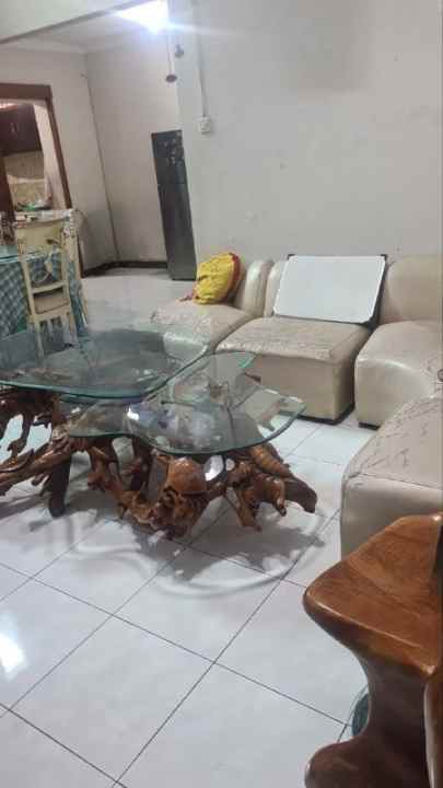 dijual rumah wisma permai