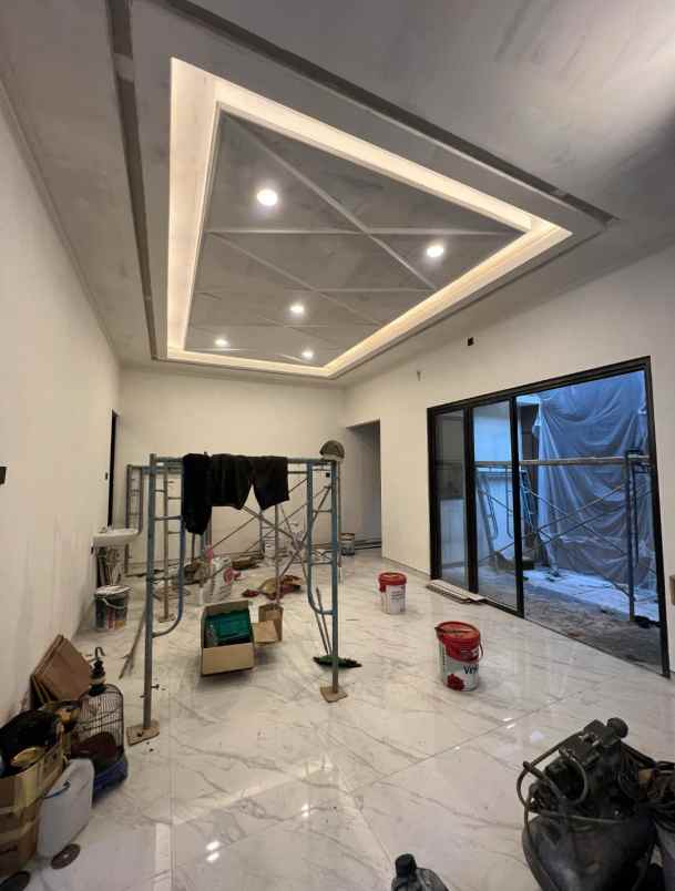 dijual rumah wisma permai