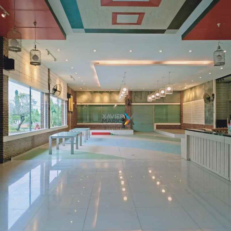 dijual tanah gedung di raya bangkalan madura