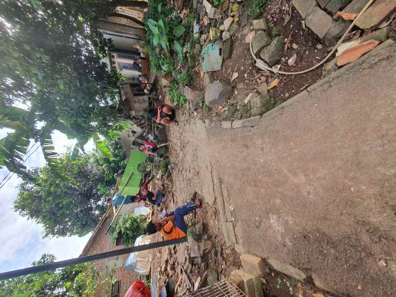 dijual tanah jalan h som pondok pucung
