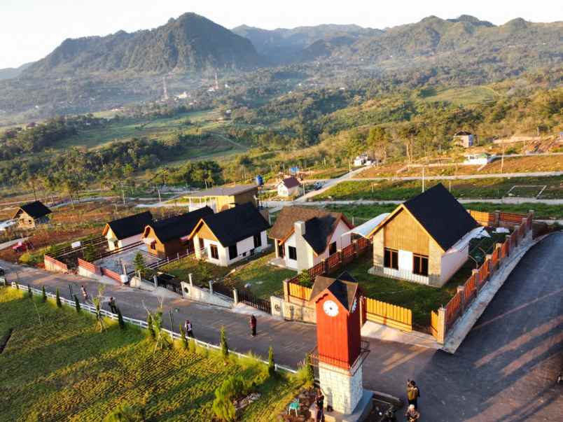 dijual tanah jalan raya puncak dua