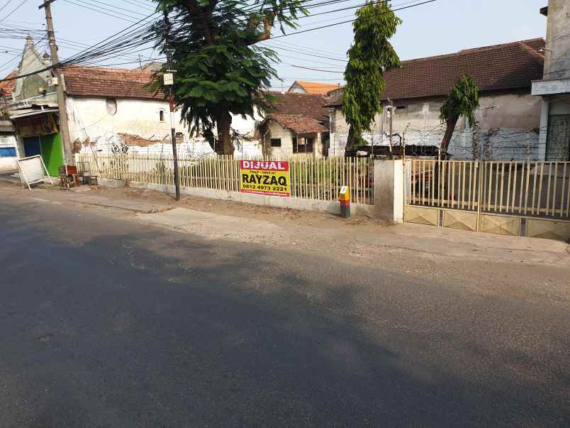 dijual tanah jalan raya untung suropati