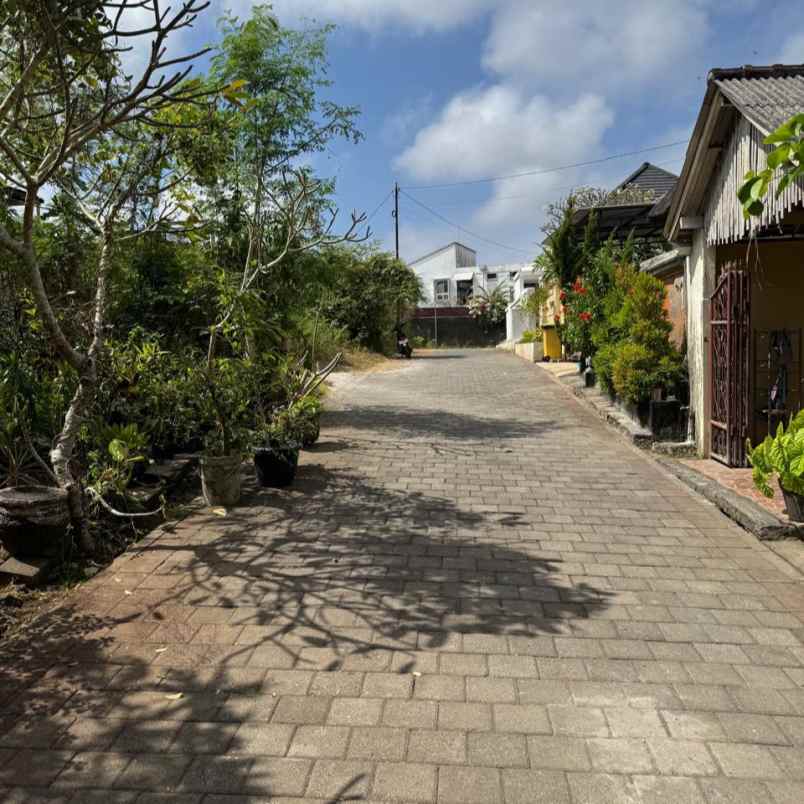 dijual tanah jl pura batu pageh