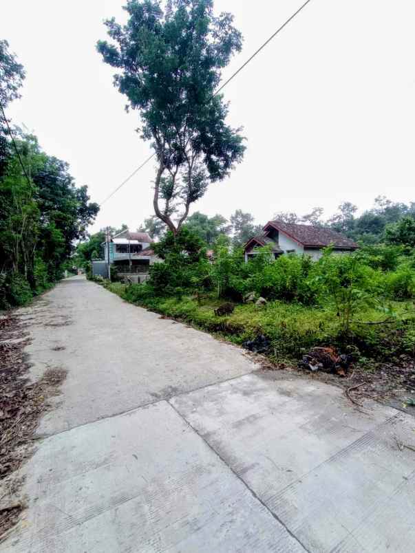 dijual tanah karanganyar sd model