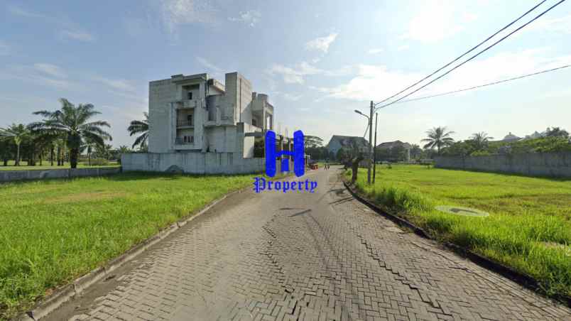 dijual tanah komplek graha metropolitan