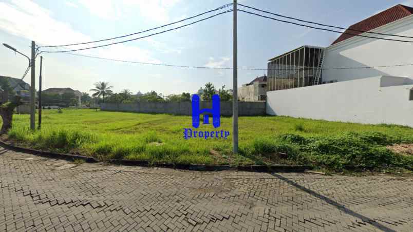 dijual tanah komplek graha metropolitan