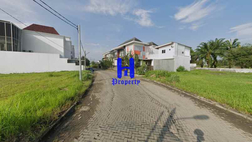 dijual tanah komplek graha metropolitan