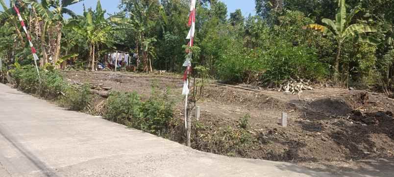 dijual tanah umy