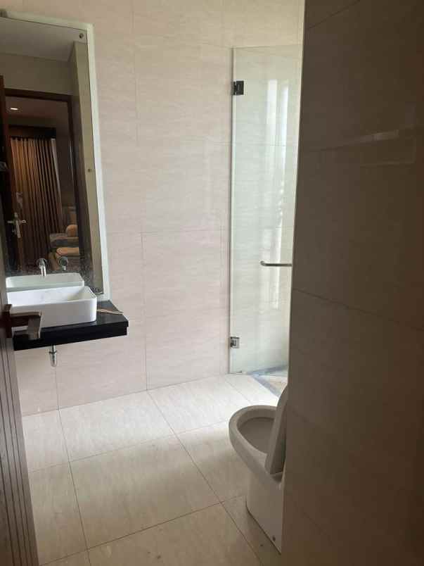 dijual villa kebo iwa