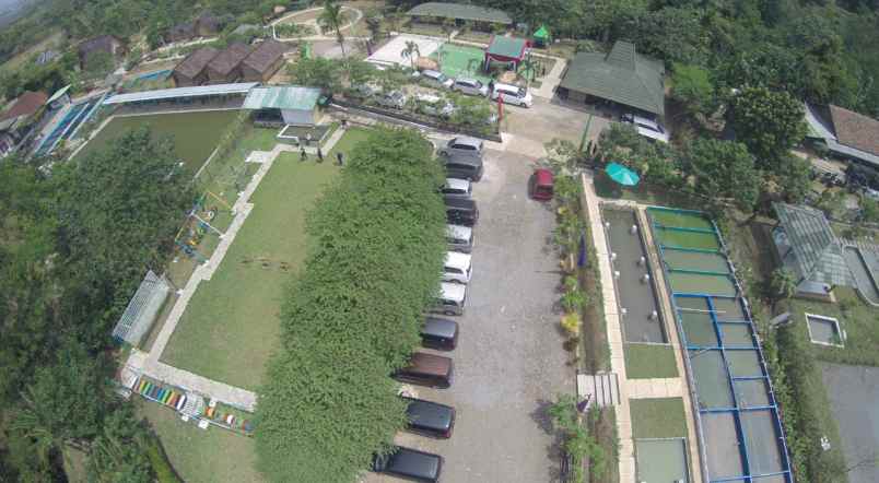 dijual villa sukabumi