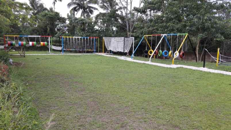 dijual villa sukabumi