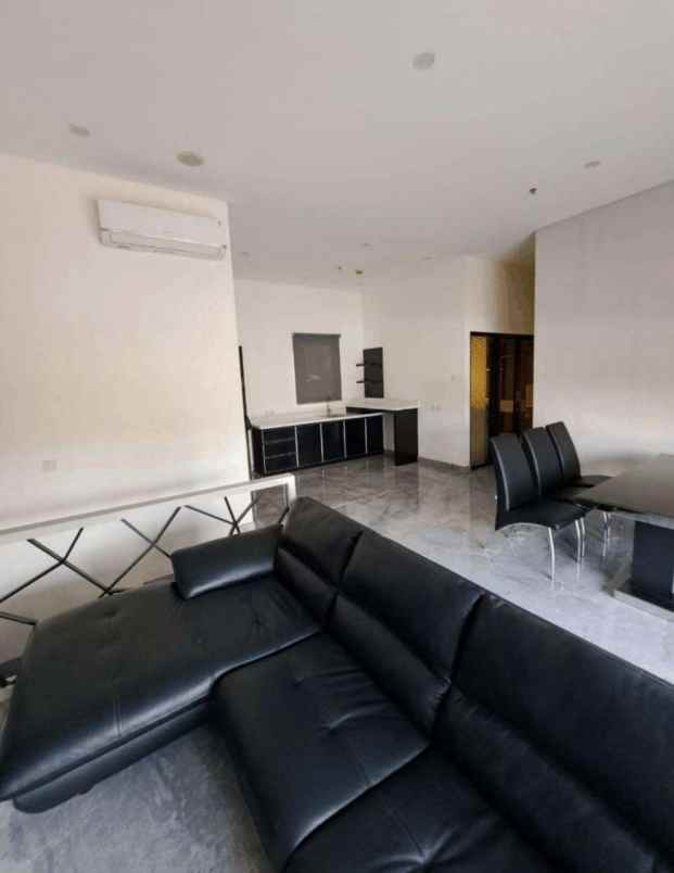 disewakan apartemen graha famili wiyung
