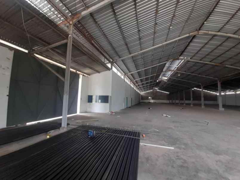 disewakan gudang di medan