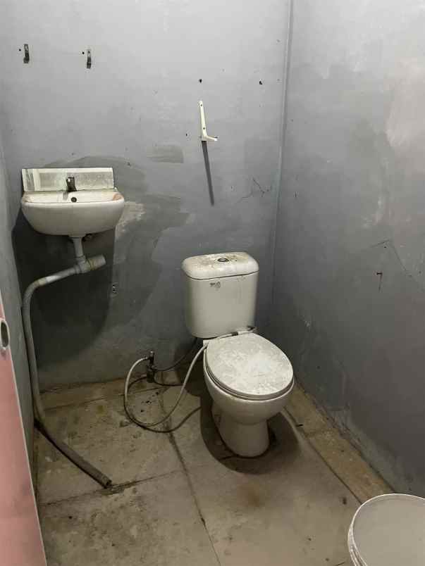 disewakan ruko gudang kantor bulevar hijau harapan