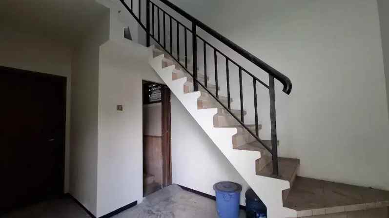 disewakan ruko gudang kantor jalan brigjend katamso