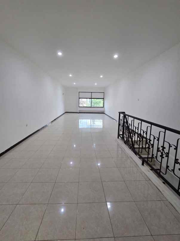 disewakan ruko gudang kantor kedung doro