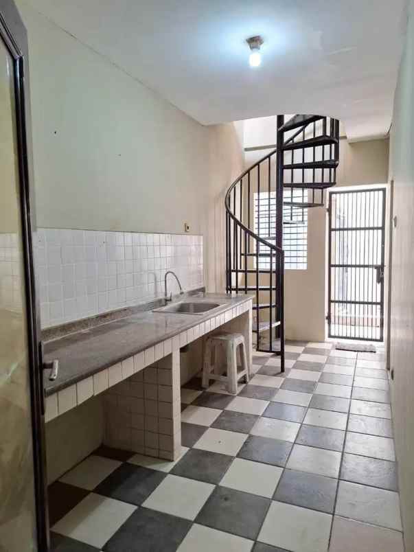 disewakan ruko raya ngagel tama surabaya