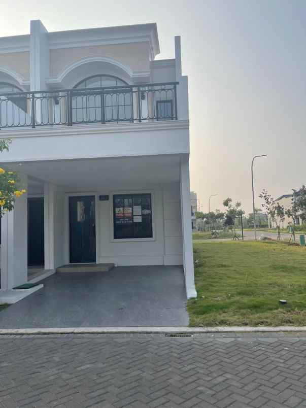 disewakan rumah clustter bukit nirmala pik2
