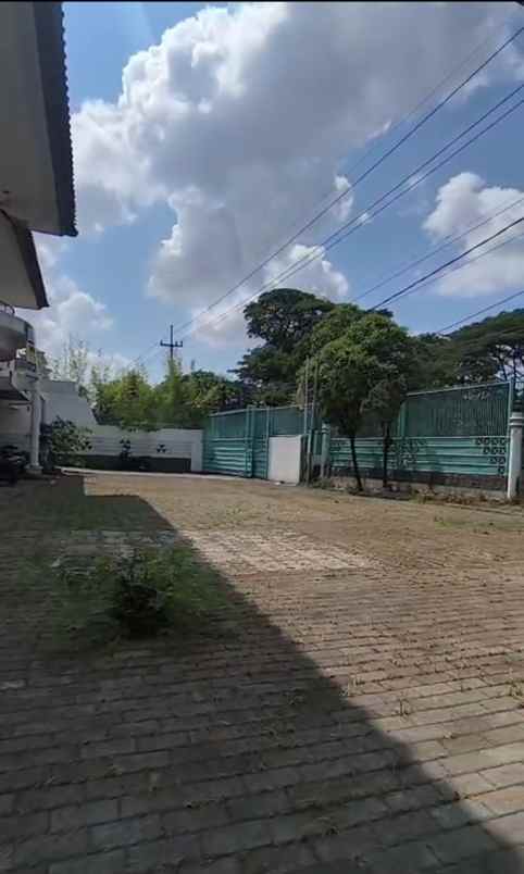 disewakan rumah jalan raya kupang indah