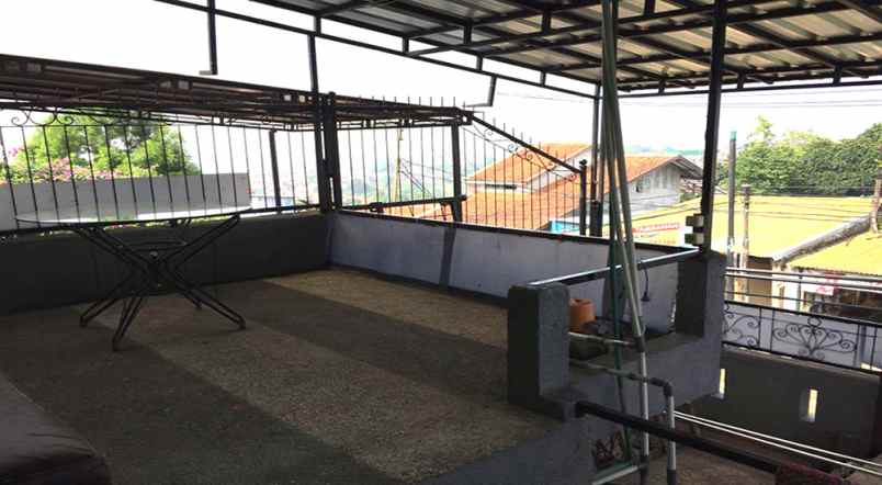 disewakan rumah jatihandap