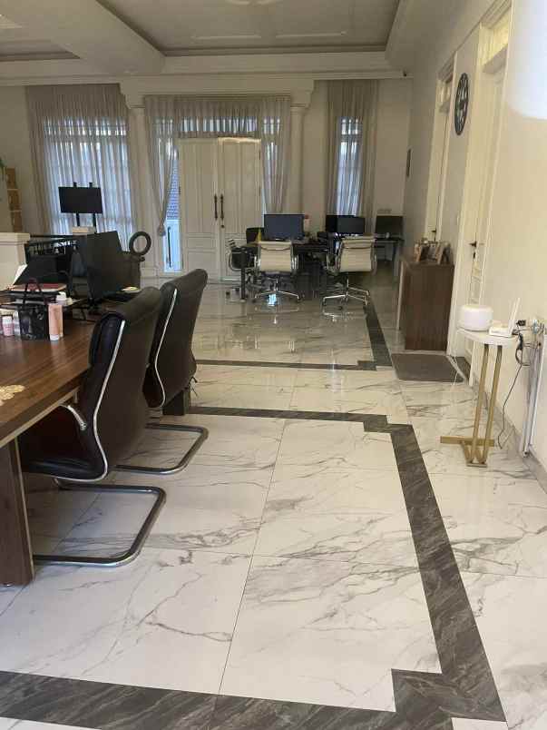 disewakan rumah jl sentosa 1