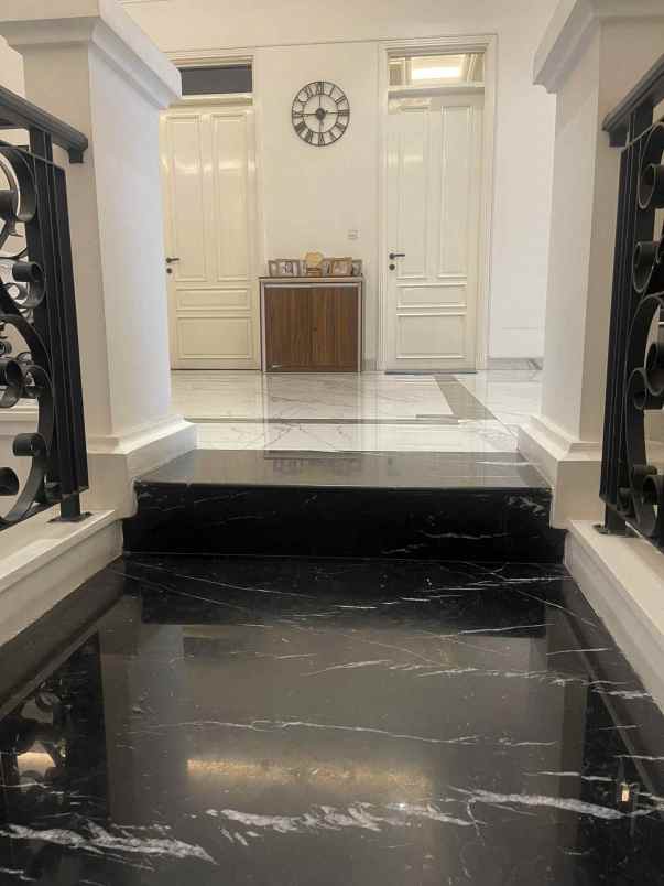 disewakan rumah jl sentosa 1